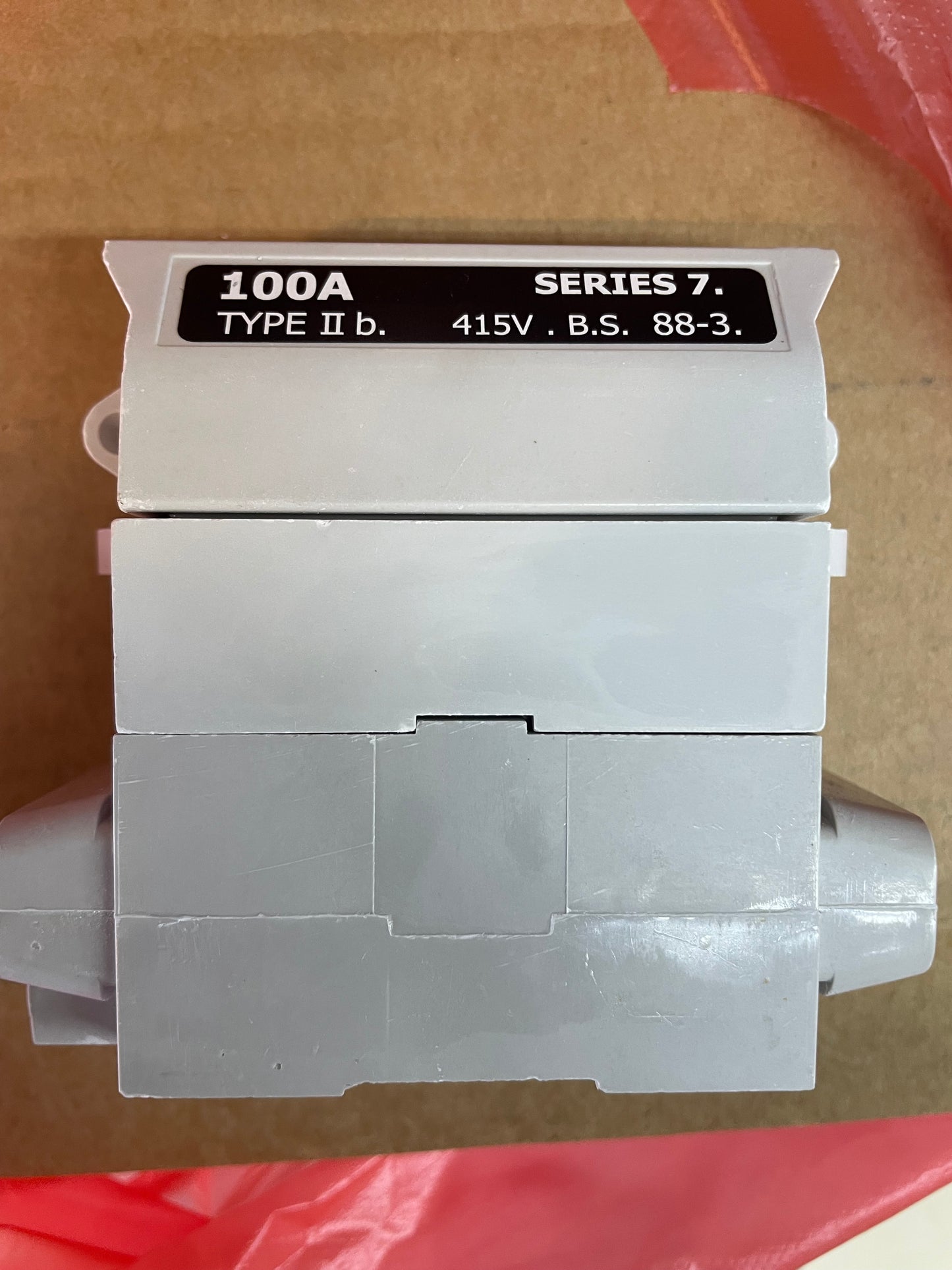 Henley 100A series 7 cutout fuse OG