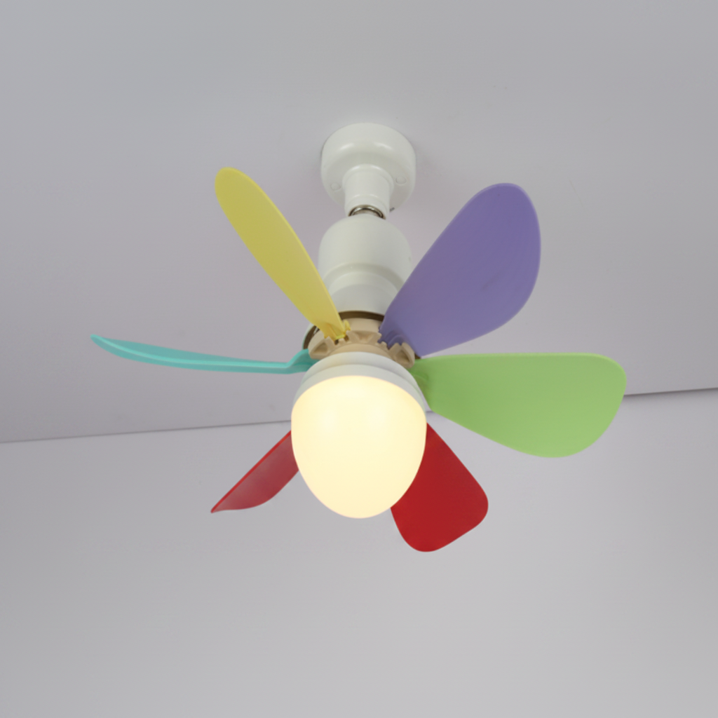 Leaf-shaped six-blade fan light