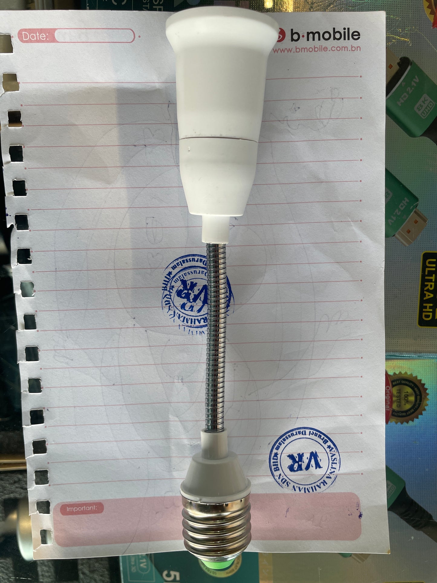 Flexible adjustable light bulb small