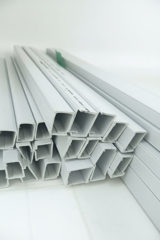 ER 50mm Floor Trunking 2MTRS